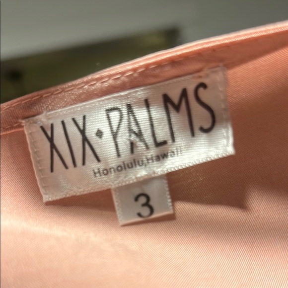 Elegant Pink Maxi Dress - Picture 5 of 5